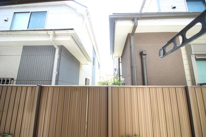 物件内観写真16　(室内からの展望)