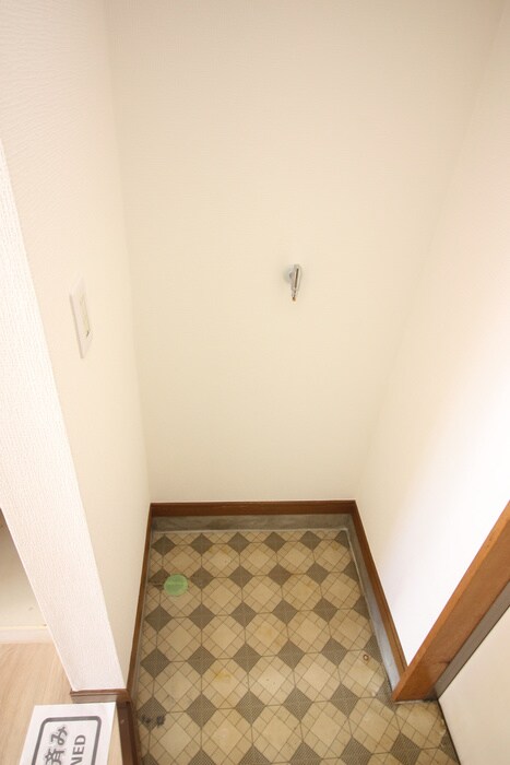 物件内観写真20　(洗濯機置場)