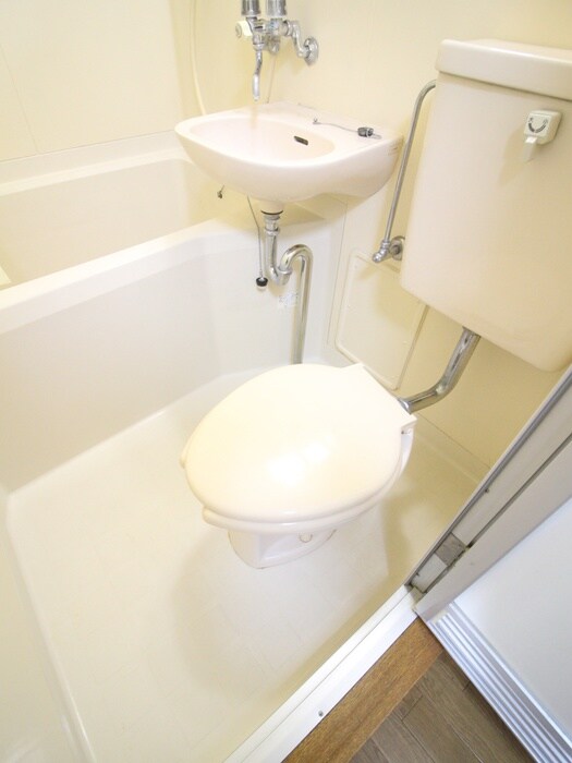 メゾン弦巻のトイレ