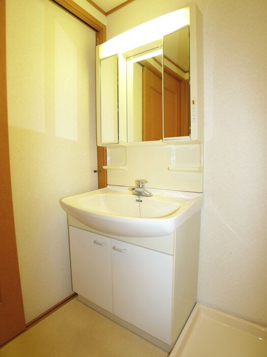 物件内観写真13　(洗面)