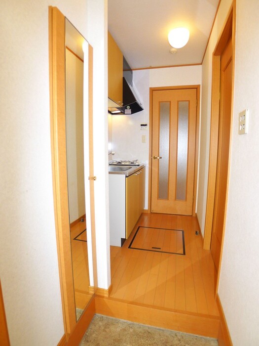 物件内観写真14　(廊下)