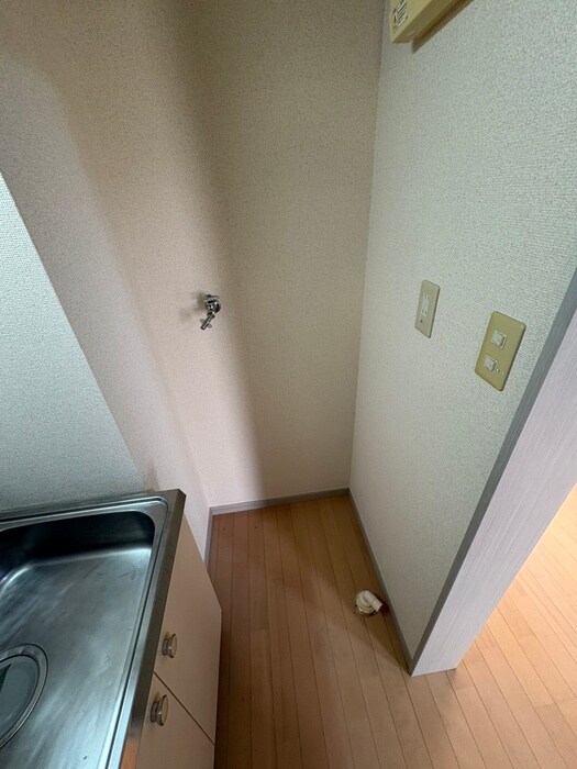 物件内観写真19　(洗濯機置場)