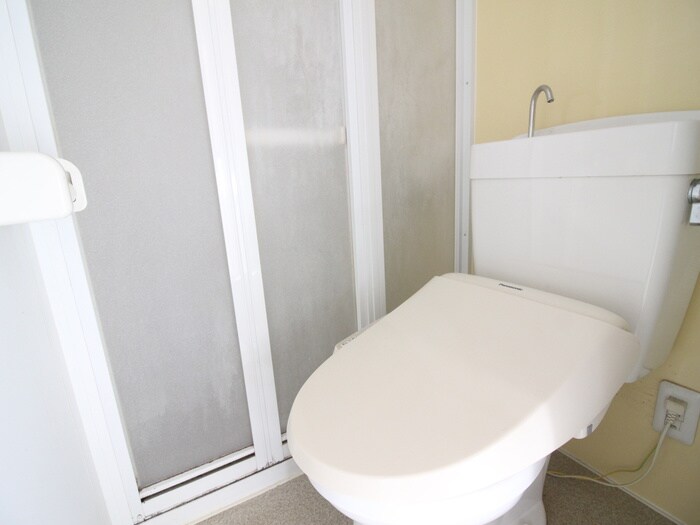 物件内観写真13　(トイレ)