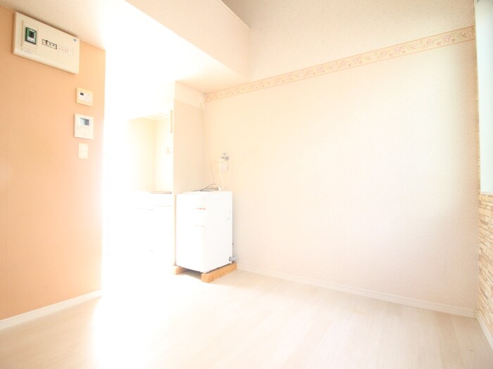 物件内観写真18　(居室)