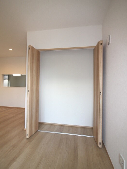 物件内観写真17　(収納)