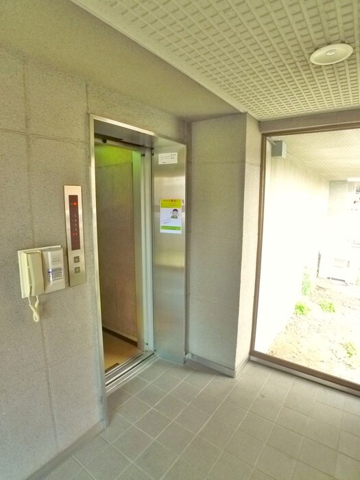 物件外観写真6　(建物設備)