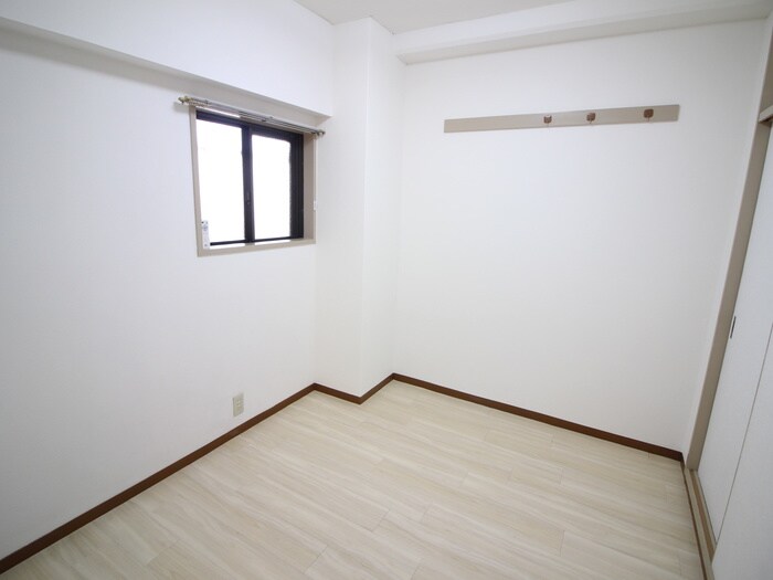 物件内観写真6　(居室)