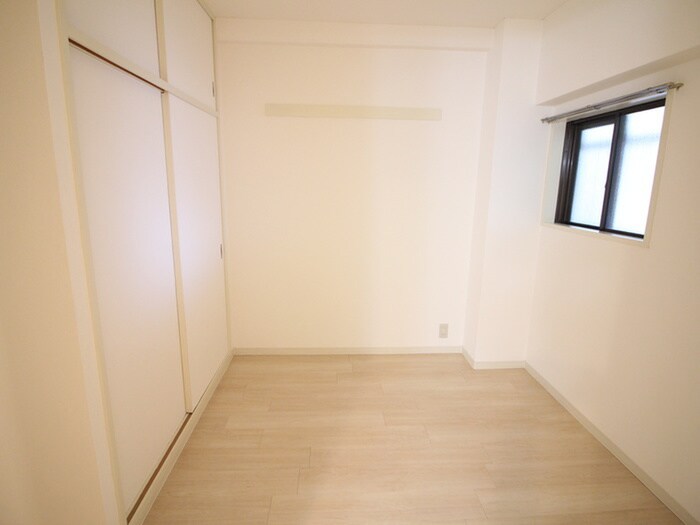 物件内観写真15　(居室)