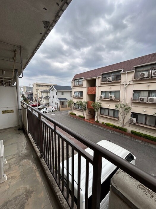 物件内観写真19　(室内からの展望)