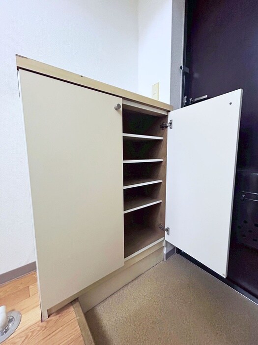 物件内観写真18　(靴箱)