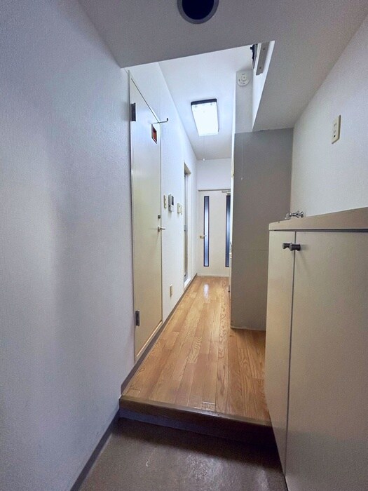 物件内観写真19　(廊下)