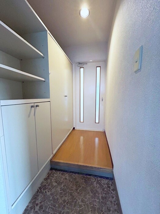 物件内観写真19　(廊下)