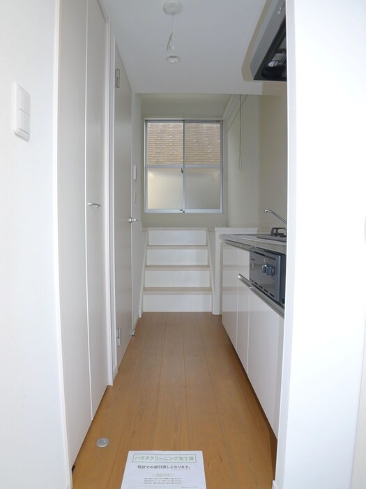 物件内観写真21　(玄関)