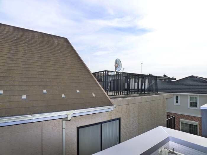 物件内観写真22　(室内からの展望)