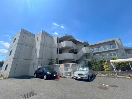 ＣＵＢＥ外観写真