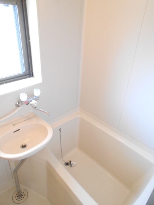 物件内観写真12　(バス／シャワールーム等)