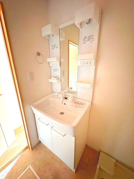 物件内観写真16　(洗面)