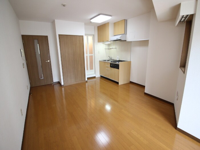 物件内観写真8　(居室)