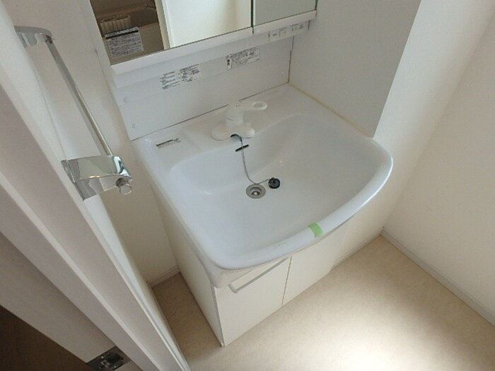 物件内観写真8　(洗面)