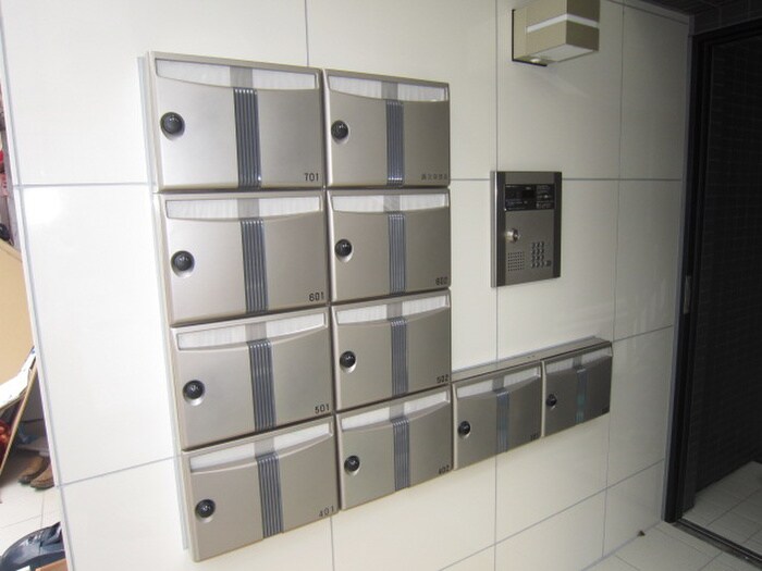 物件外観写真4　(建物設備)