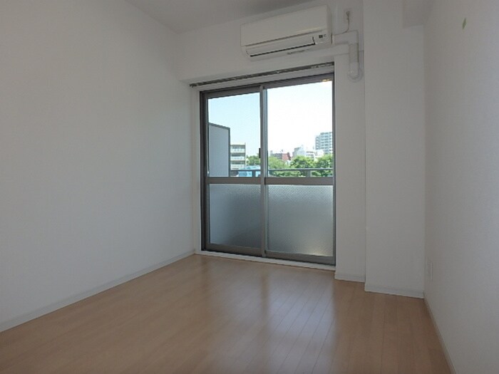 物件内観写真12　(居室)