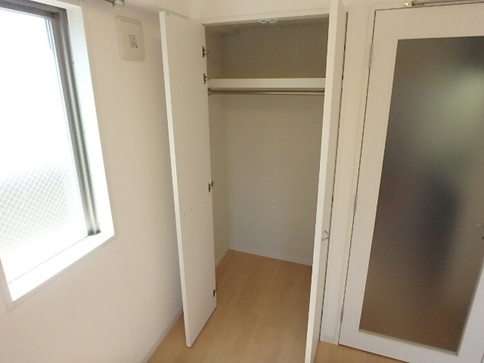 物件内観写真16　(収納)