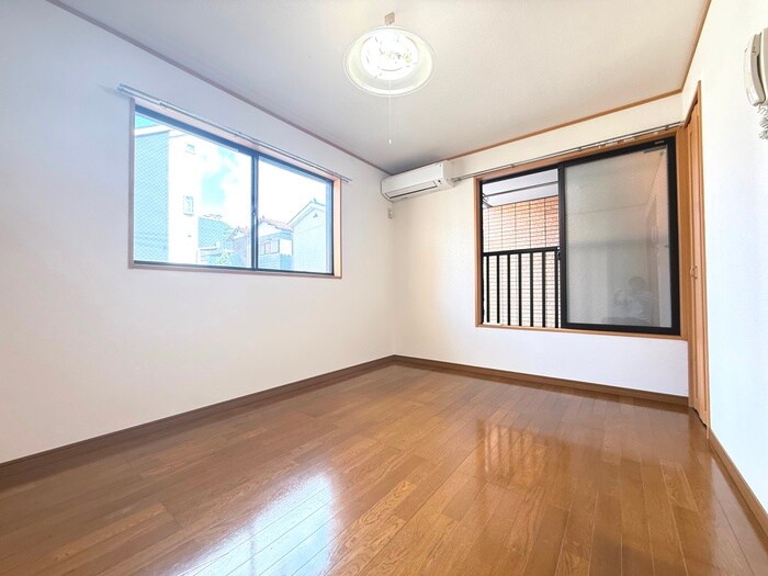 物件内観写真7　(居室)