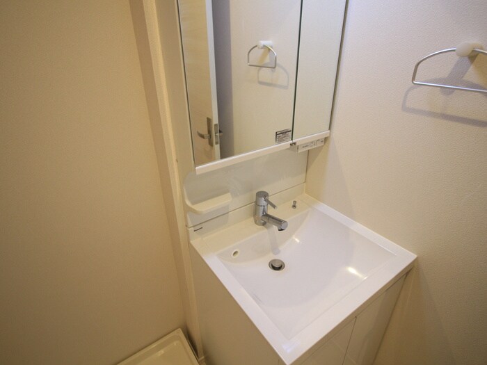 物件内観写真7　(洗面)
