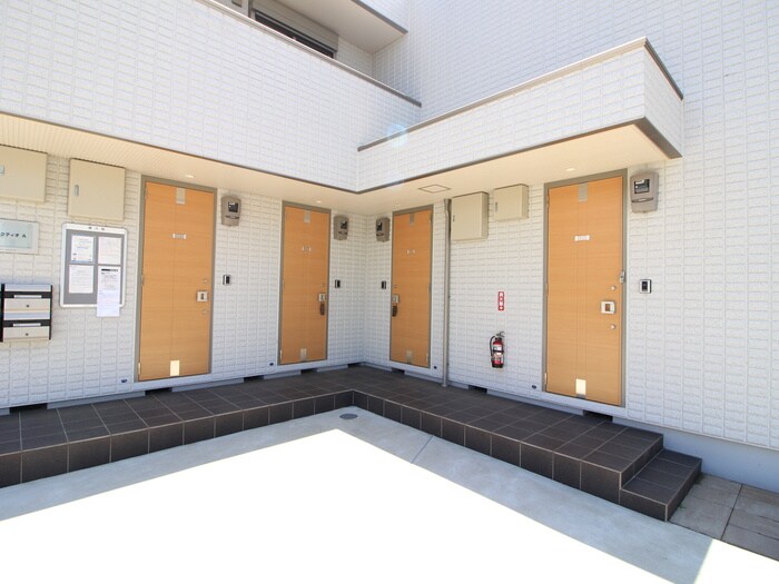 物件外観写真5　(外観写真)