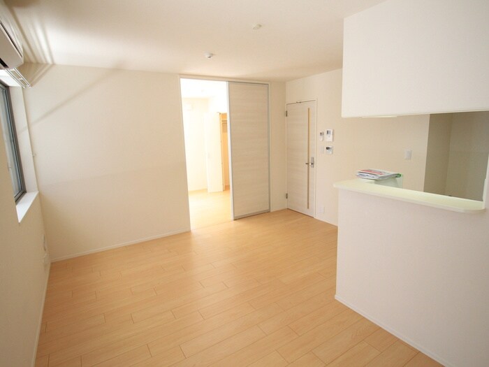 物件内観写真15　(居室)