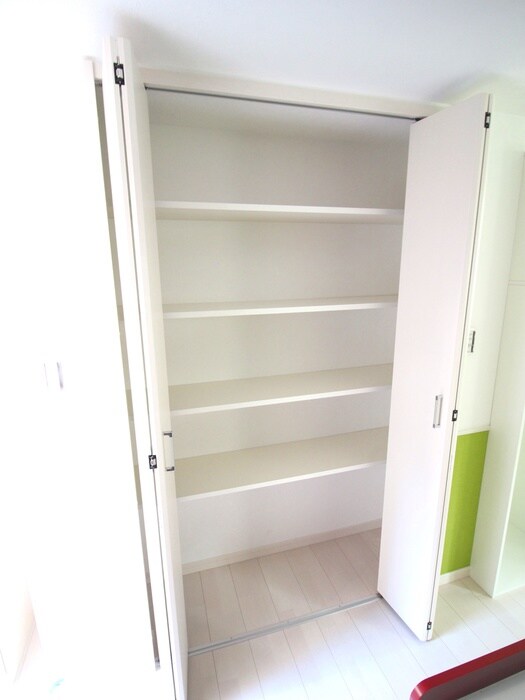 物件内観写真9　(収納)