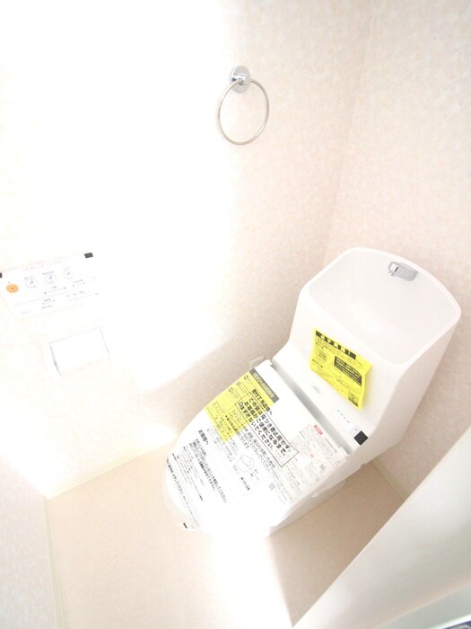 物件内観写真11　(トイレ)