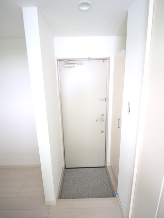 物件内観写真16　(廊下)