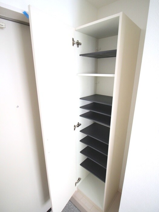 物件内観写真17　(靴箱)