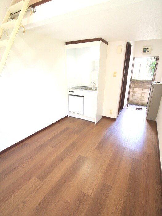 物件内観写真8　(居室)