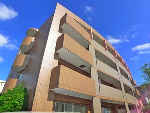 サイドパーク山手参番館外観写真