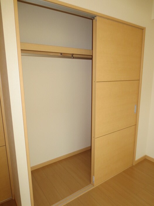 物件内観写真8　(収納)