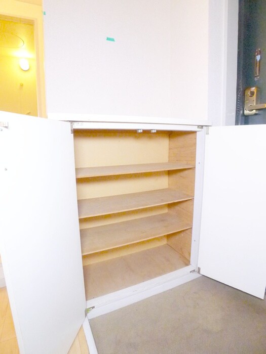 物件内観写真20　(靴箱)