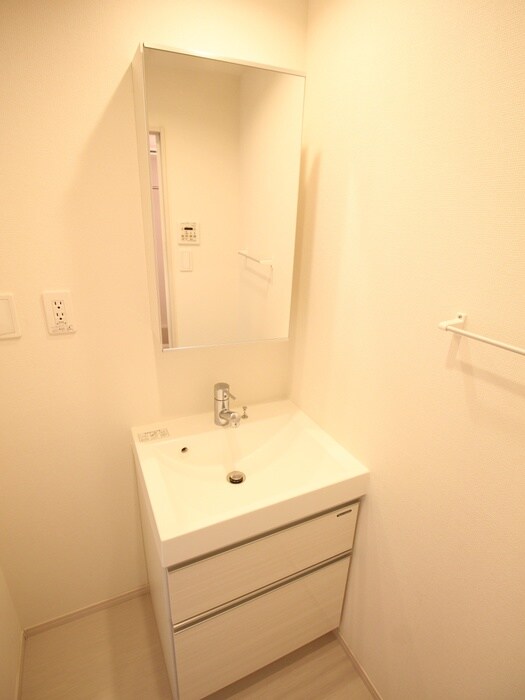 物件内観写真9　(洗面)