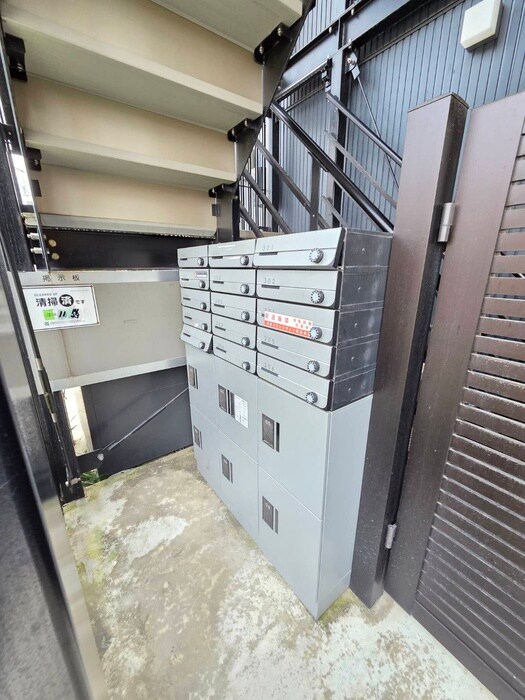 物件外観写真6　(建物設備)