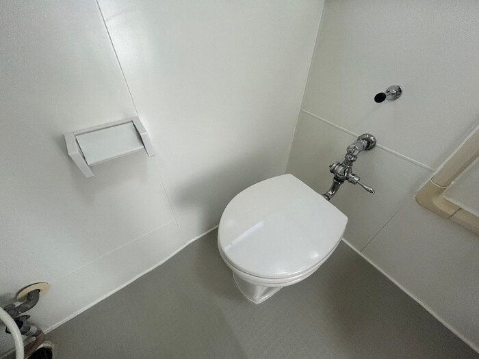 物件内観写真12　(トイレ)