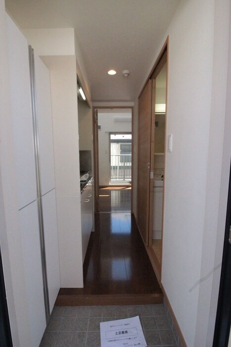 物件内観写真17　(玄関)