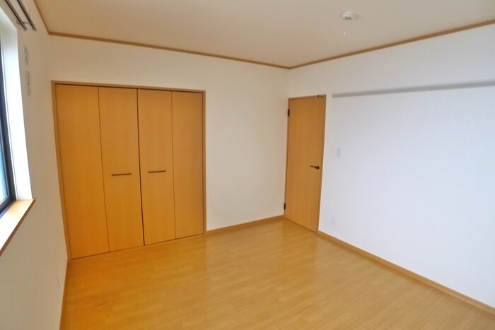 物件内観写真13　(居室)