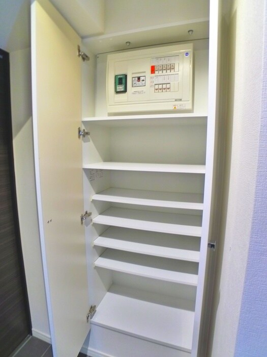 物件内観写真8　(収納)