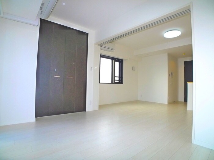 物件内観写真12　(居室)