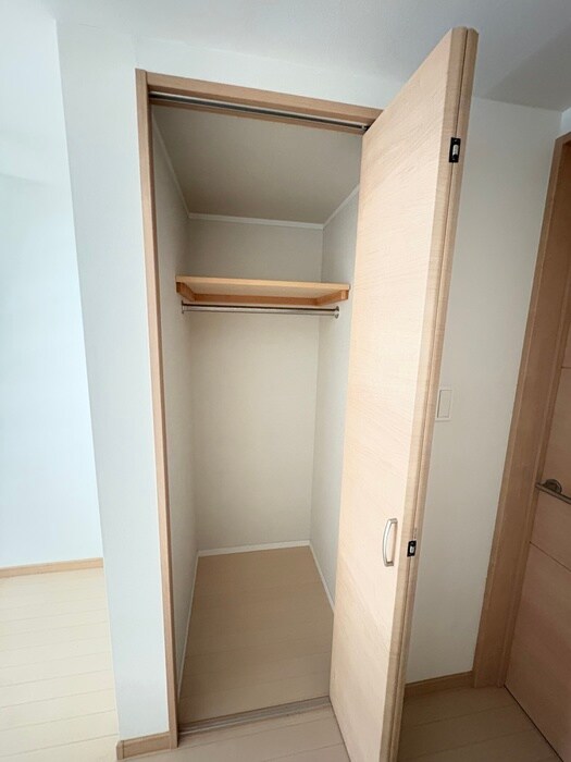 物件内観写真13　(収納)