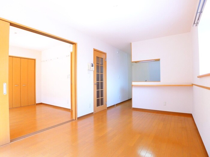 物件内観写真9　(居室)