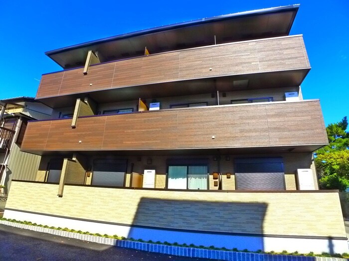 物件外観写真1　(外観写真)