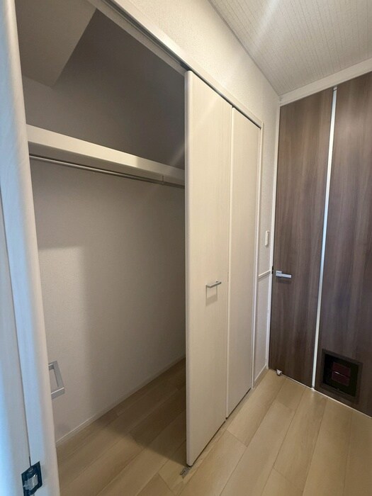 物件内観写真10　(収納)