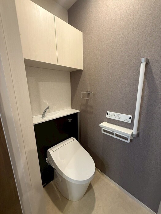 物件内観写真17　(トイレ)